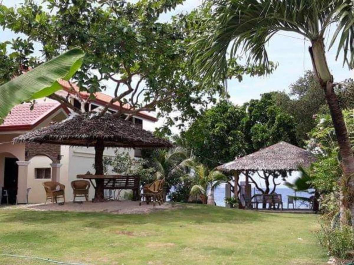 Anekha'S Guest Room Moalboal Exterior photo